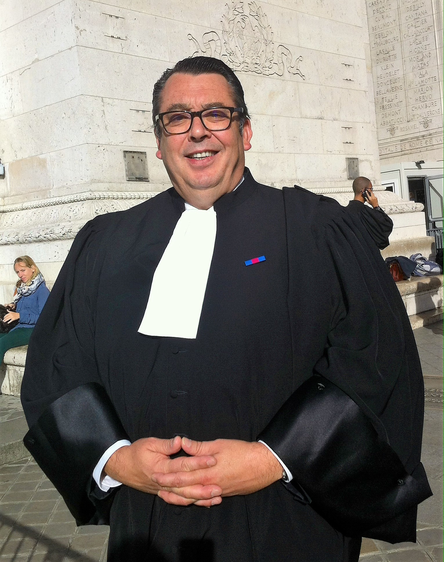 Maître Olivier Menut :: Avocat Commercial :: Forfait de 500€ à 1000€