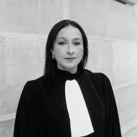 Louise PARIS