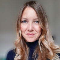 Claire M&Eacute;TRAL
