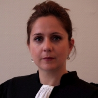ELODIE BAYER ELODIE BAYER