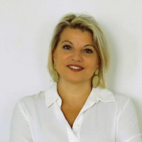 Emilie BRUÉZIÈRE