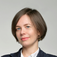 Laure THORAL