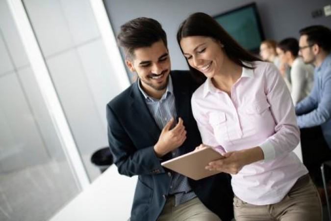 3 choses à savoir sur le statut de conjoint associé