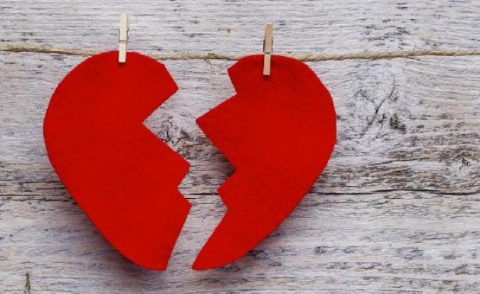 MARIAGE GRIS : NULLITE OU DIVORCE?