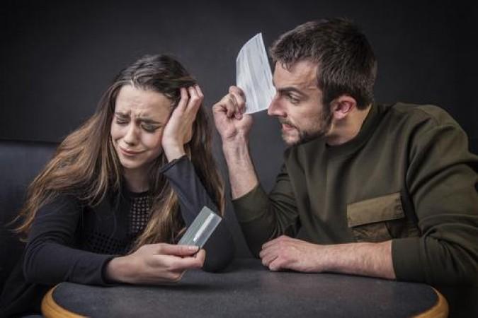 Surendettement : que change le divorce ?