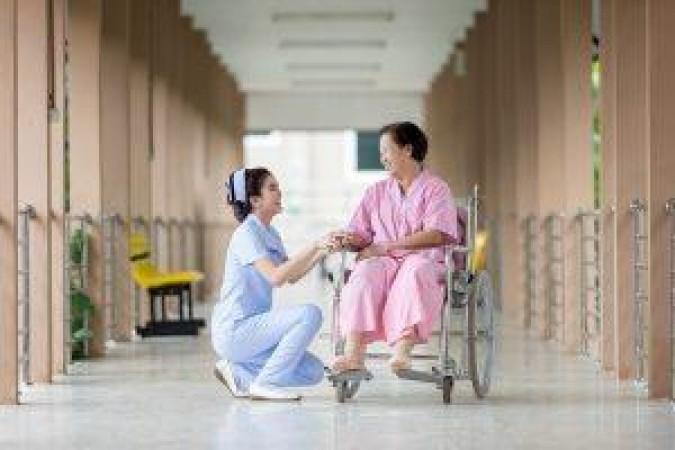 Requalification de CDD en CDI et licenciement abusif