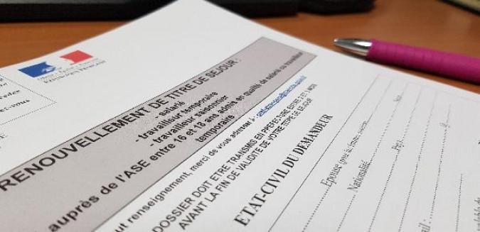 Peut-on changer d'employeur lorsque l'on a un titre de séjour salarié ?