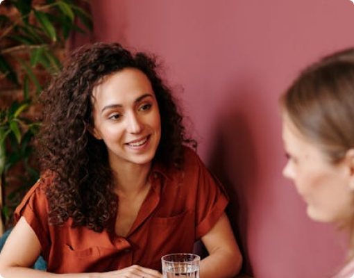 Deux consoeurs en discussion